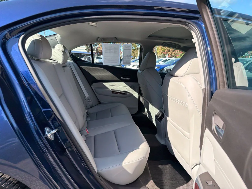 Used 2016 Blue Acura Tech image 11