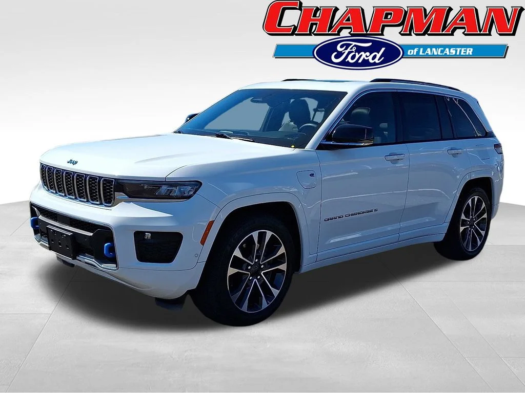 Used 2022 Bright White Clearcoat Jeep Overland 4xe image 3