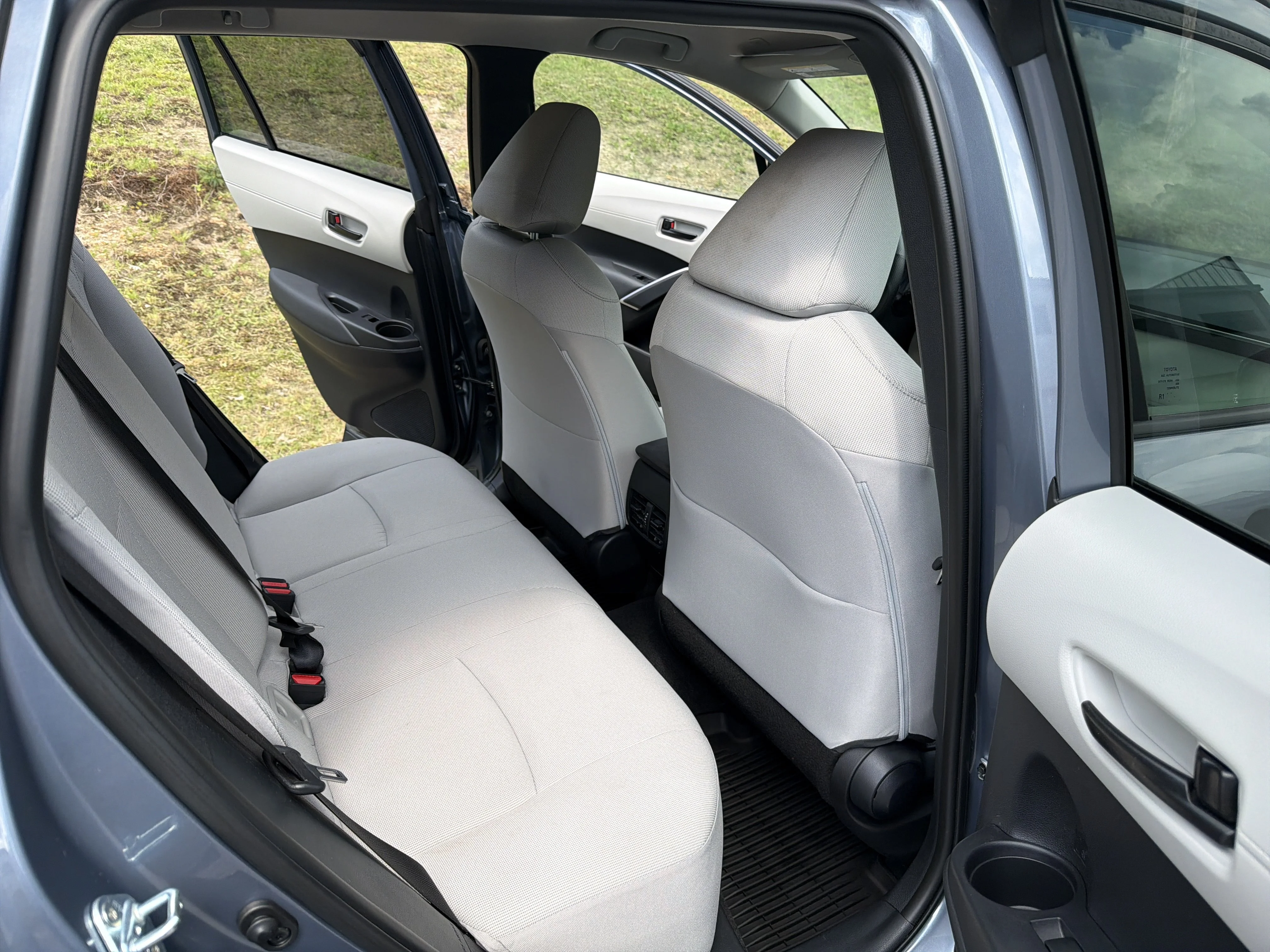 Used 2023 Celestite Toyota LE image 13