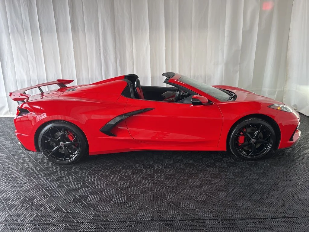 Used 2022 Red Chevrolet Stingray image 2