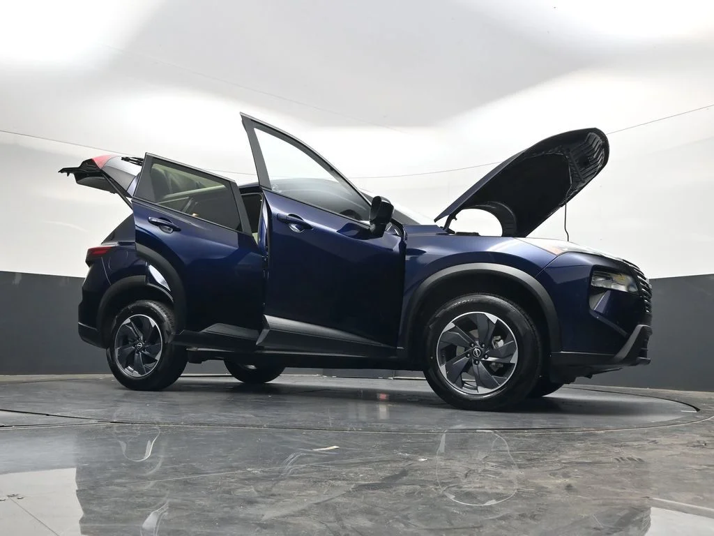 Used 2025 Blue Nissan SV image 52