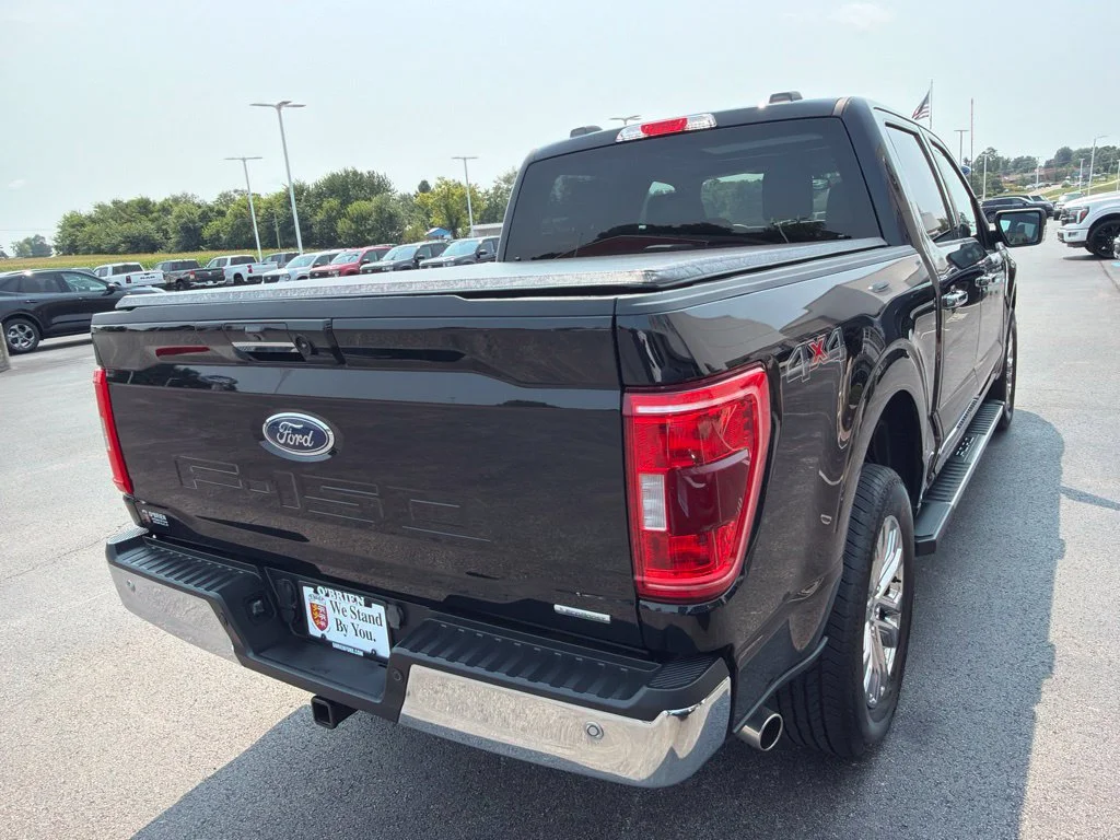Used 2023 Agate Black Metallic Ford XLT image 5