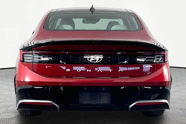 Used 2024 Red Hyundai Limited image 5