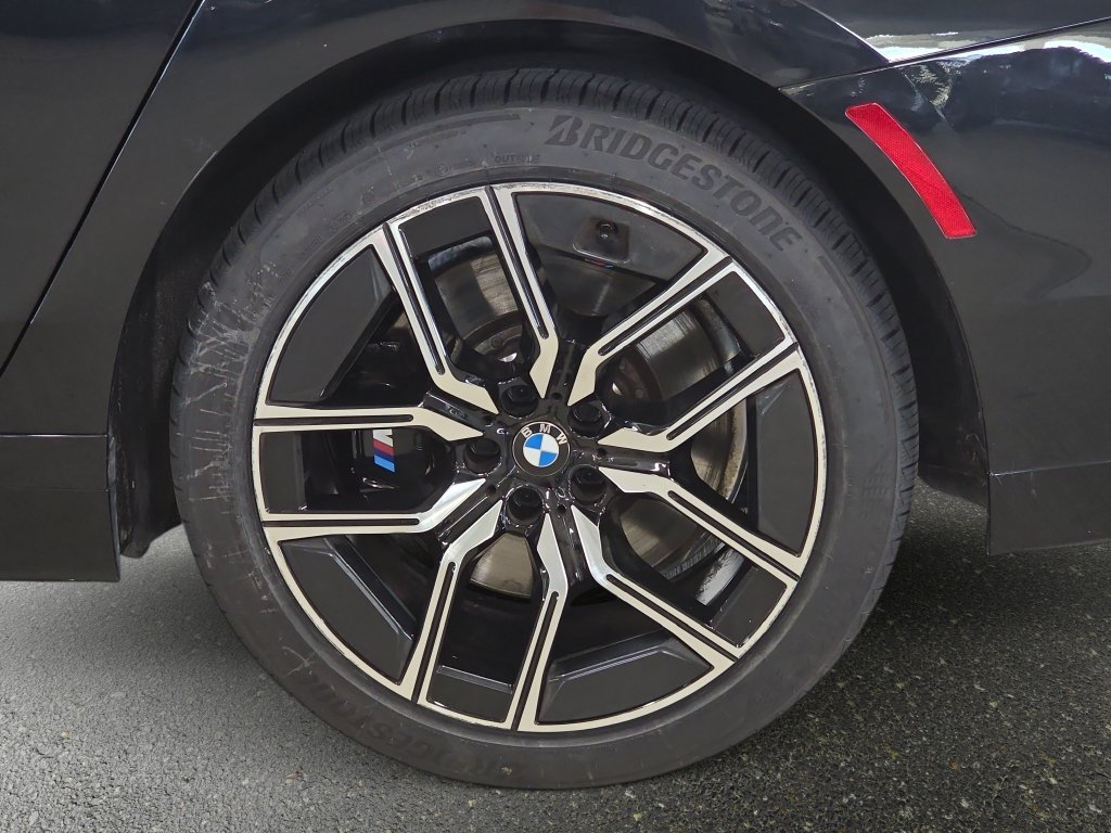 Certified Used 2023 Black Sapphire Metallic BMW 740i image 32