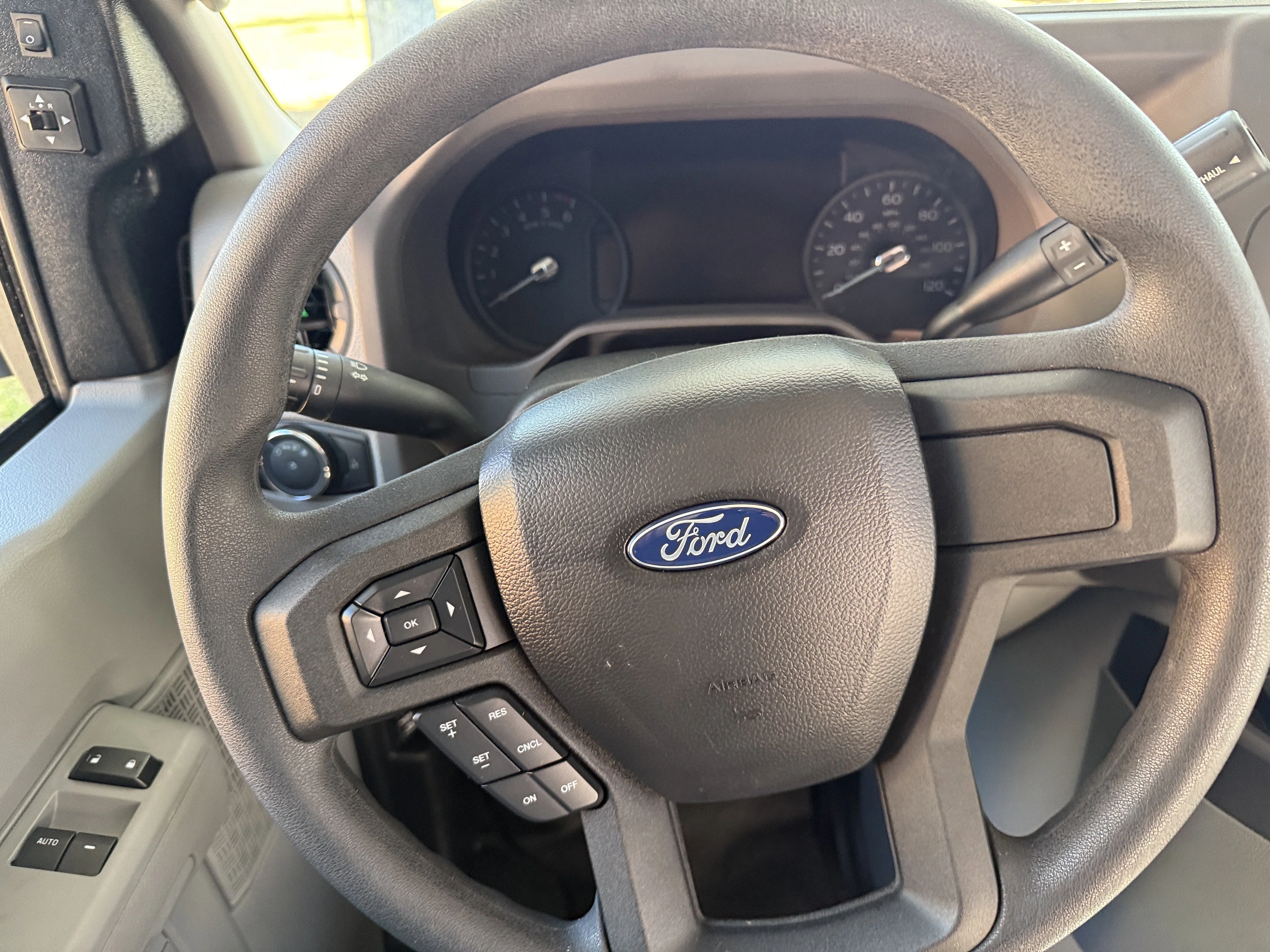 2026 Ford E-Series Cutaway Base - Photo 49