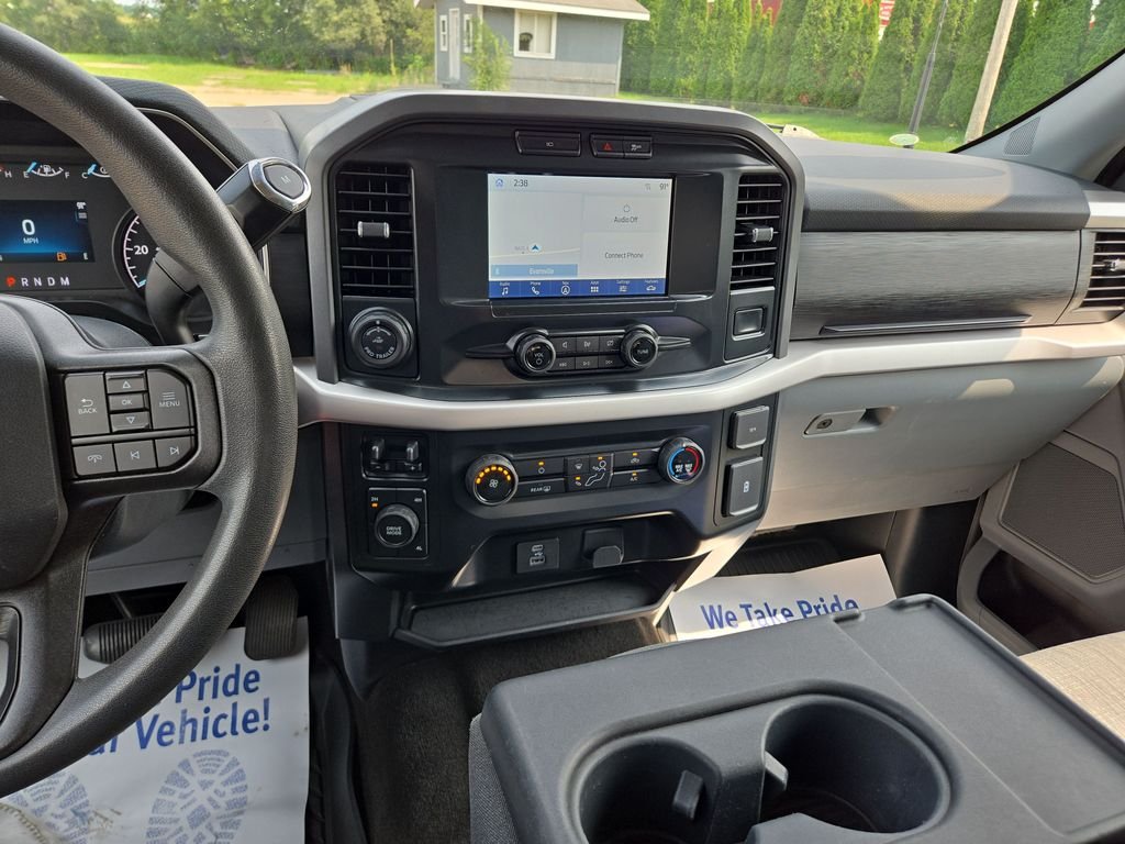 Certified Used 2022 Oxford White Ford XLT image 17