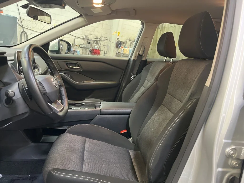 Used 2025 Silver Nissan SV image 35