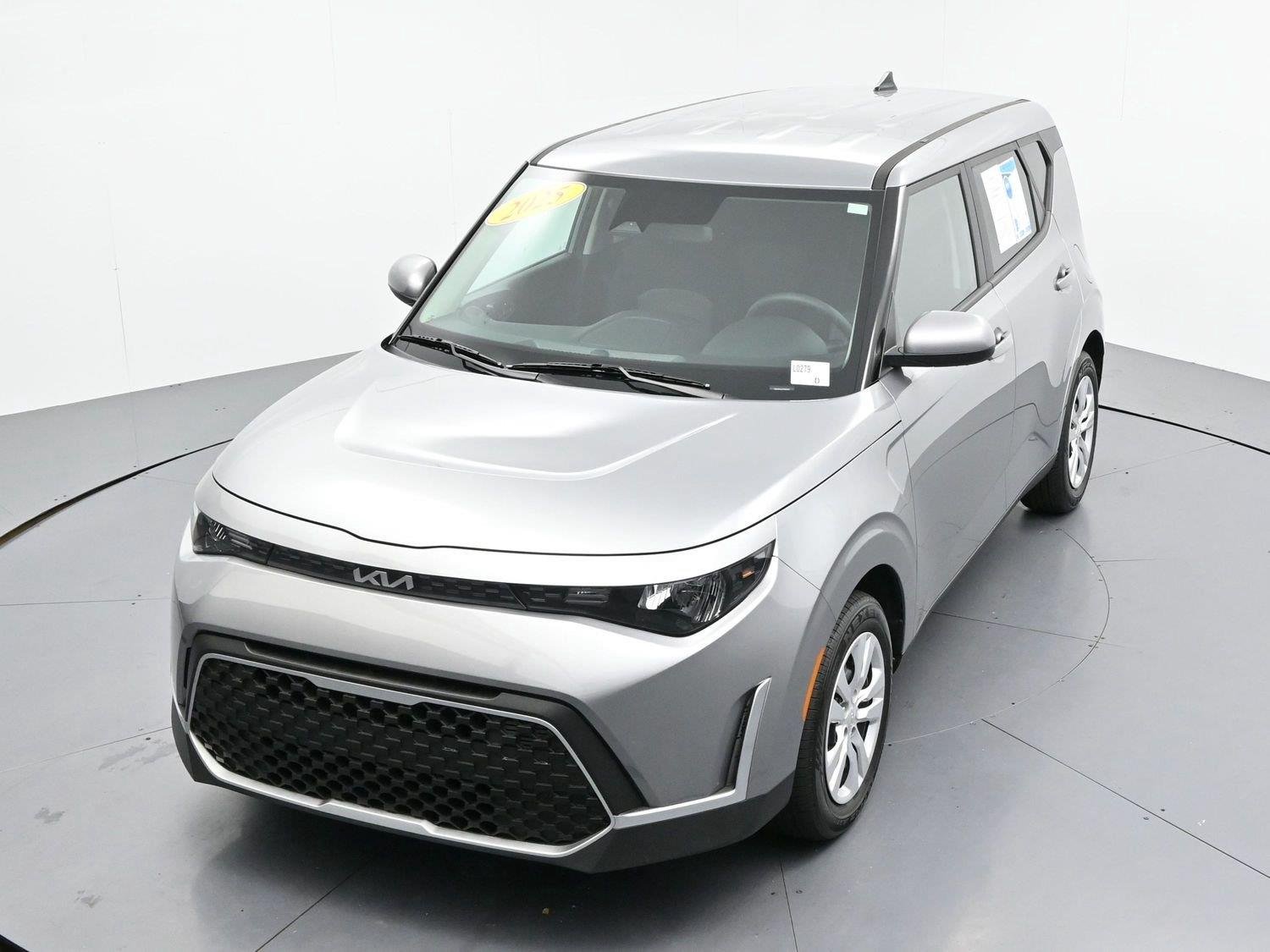 Used 2025 Gray Kia LX image 35