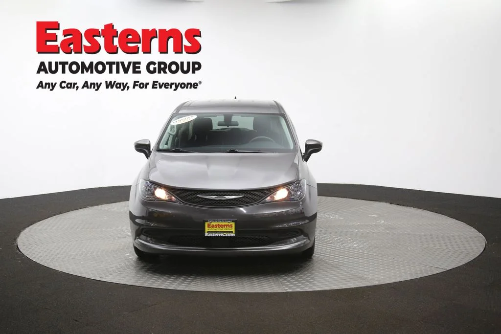 Used 2022 Gray Chrysler LX image 52