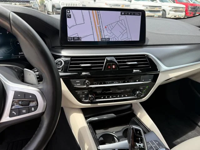Used 2023 Black BMW M550i xDrive image 19