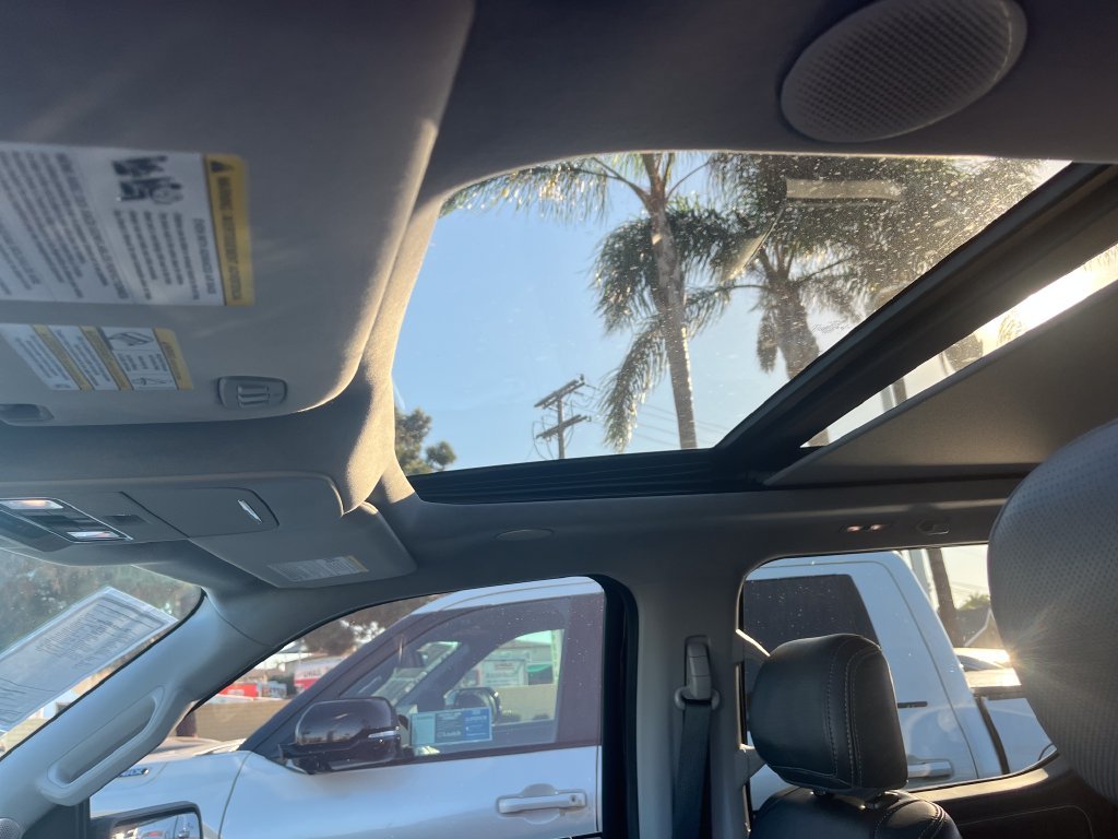 Used 2022 Black Ford Limited image 18