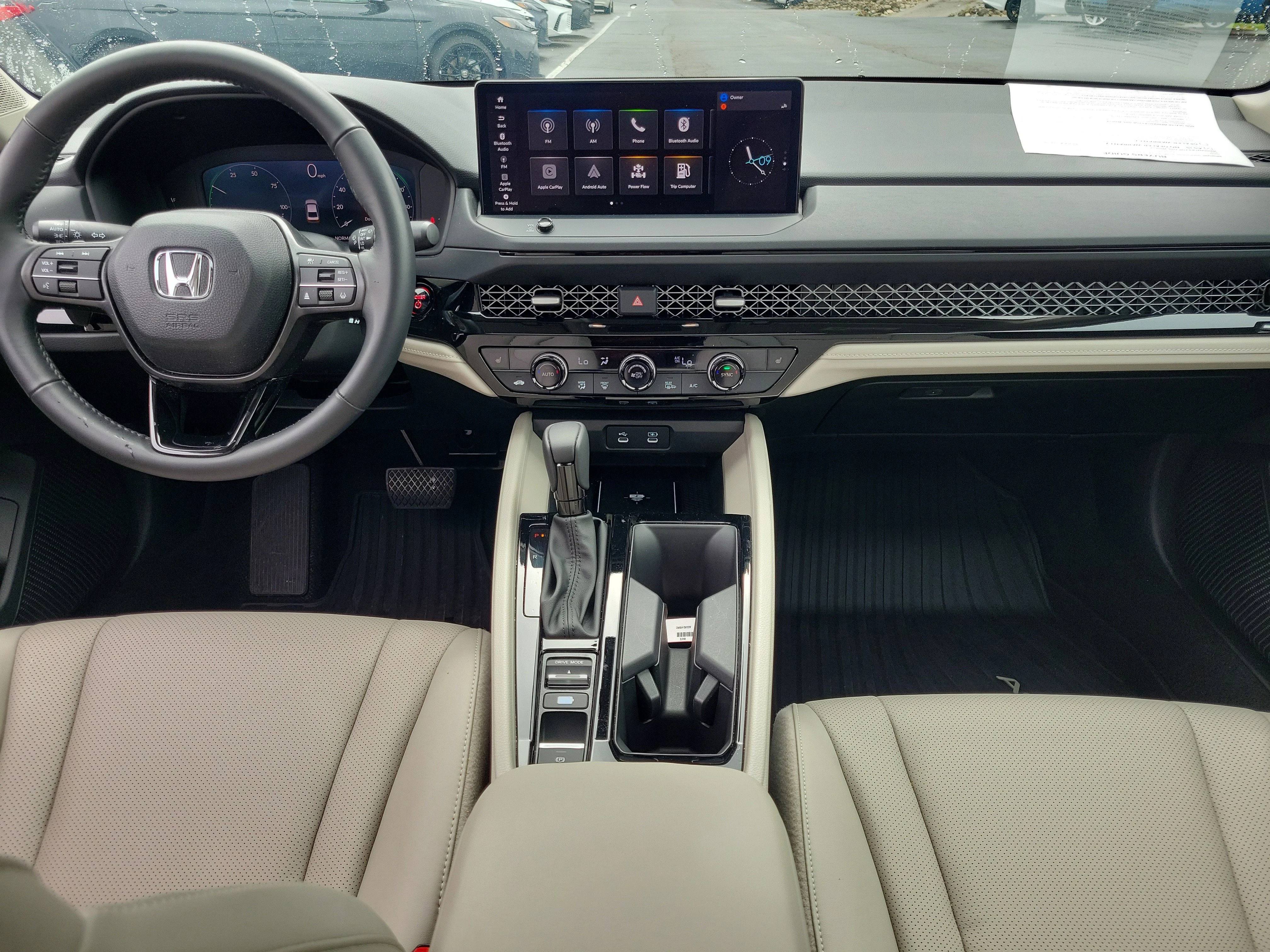 Used 2025 WHITE Honda EX-L image 9
