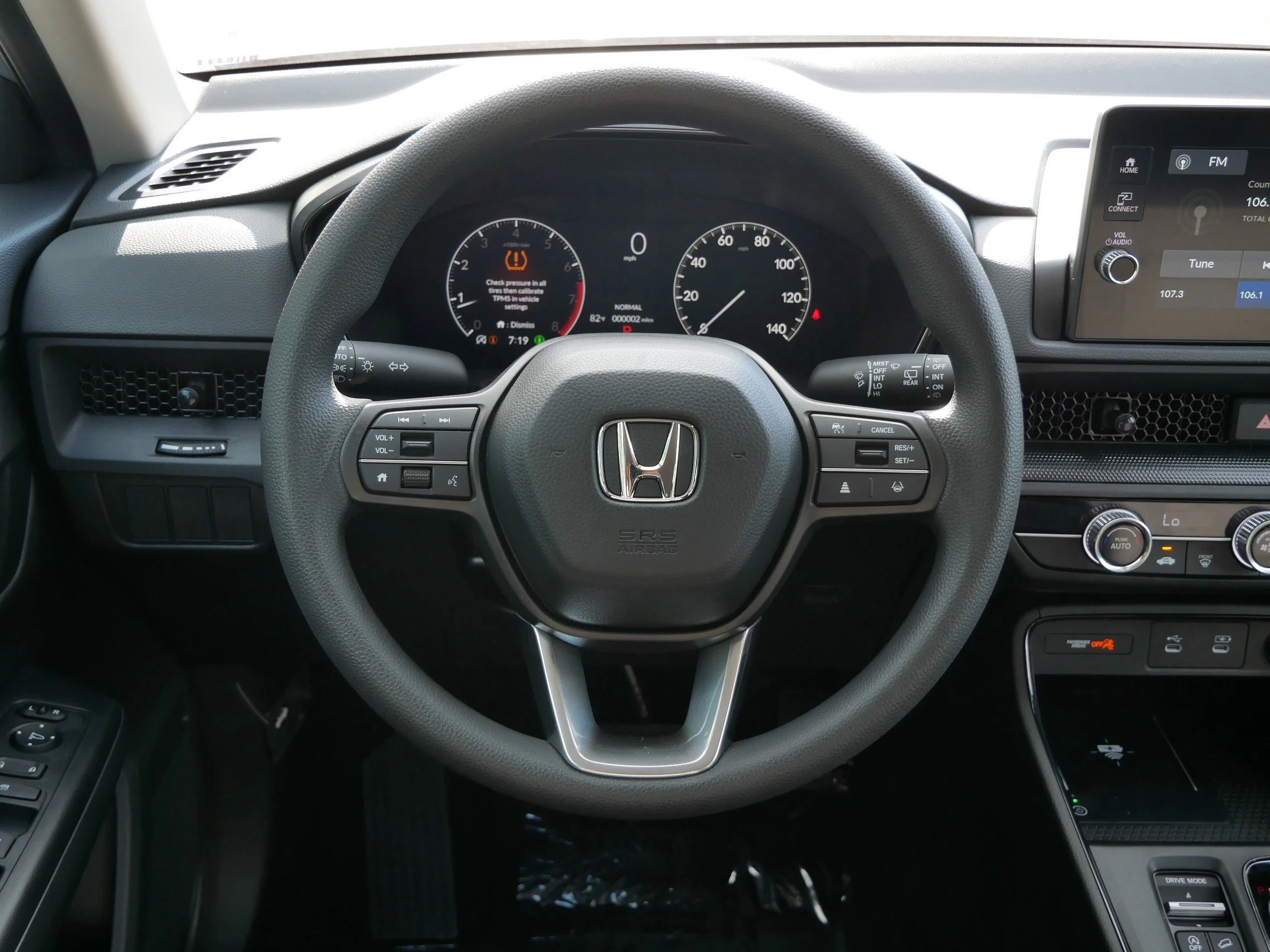 New 2026 Meteorite Gray Metallic Honda LX image 22