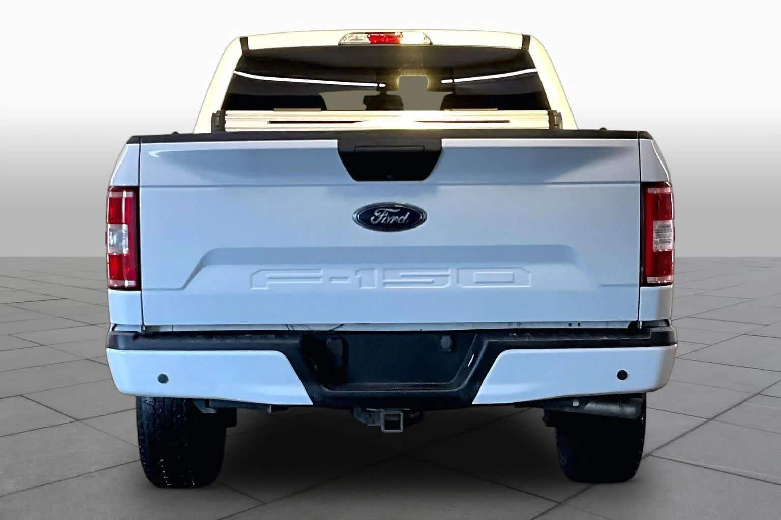 Used 2020 Oxford White Ford XL image 5