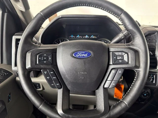 Used 2019 Silver Ford XLT image 17