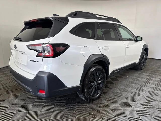 Used 2024 Crystal White Pearl Subaru Onyx Edition image 3