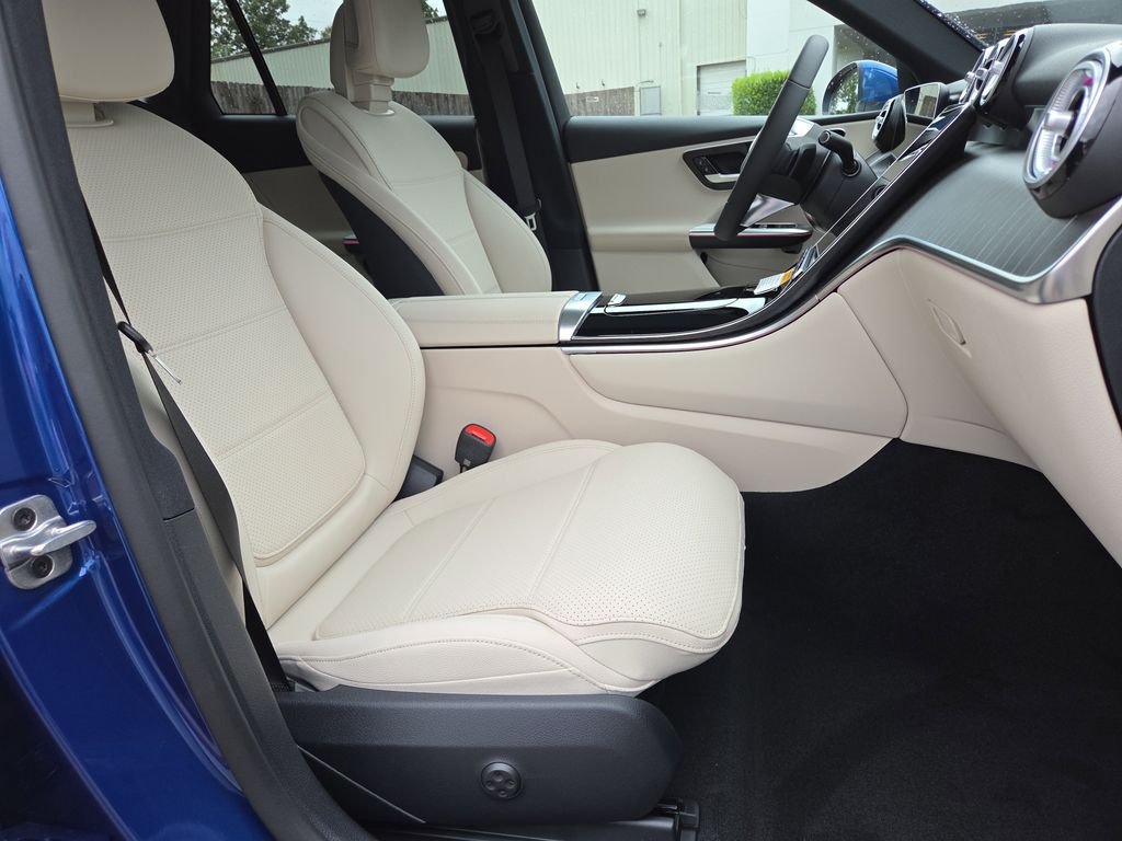 Certified Used 2026 Blue Mercedes-Benz GLC 300 image 16