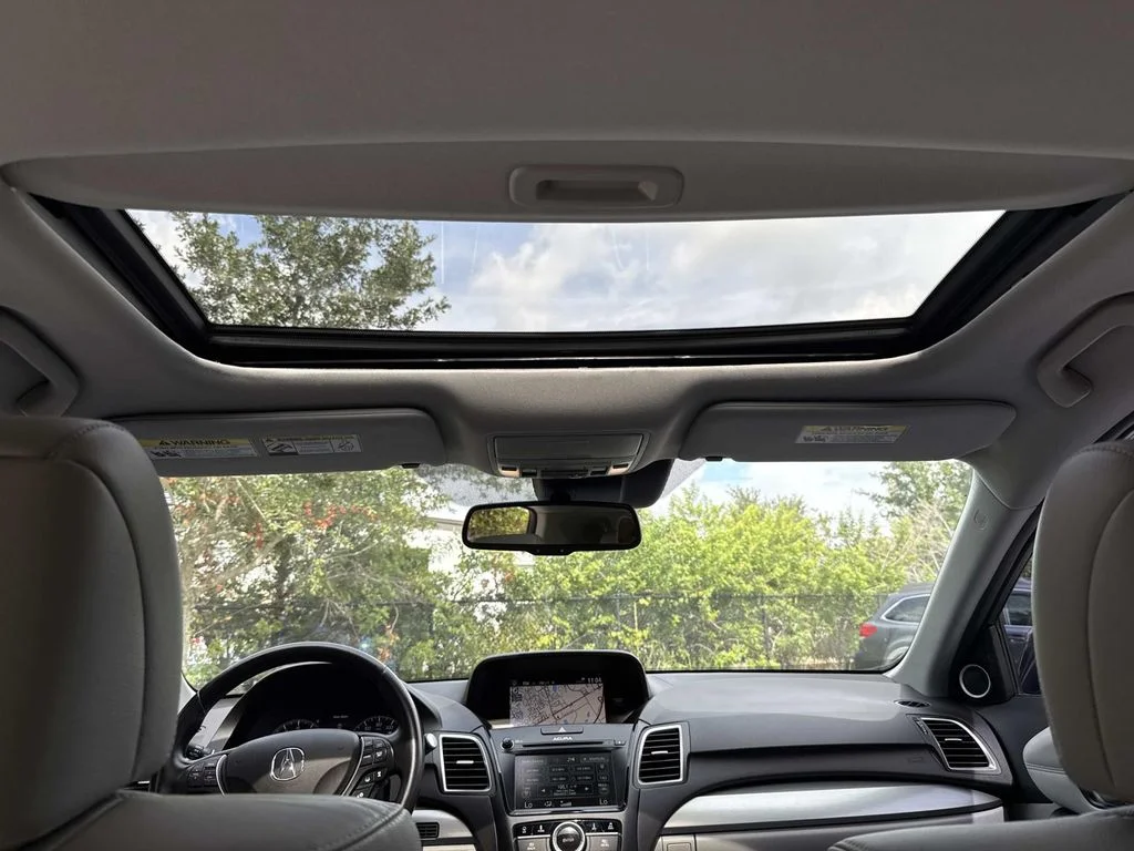 Used 2017  Acura  image 21