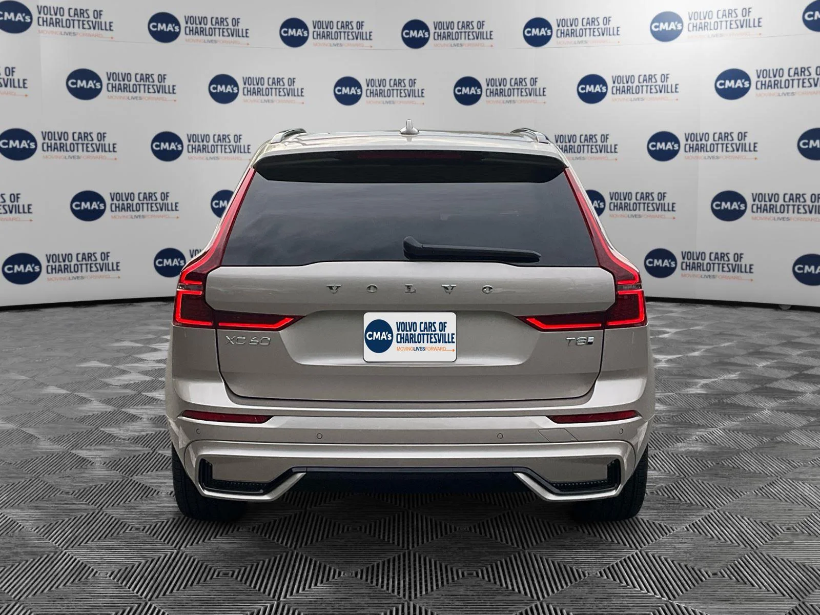 New 2026 Bright Dusk Metallic Volvo Plus image 4
