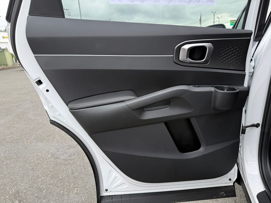New 2026 Glacial White Pearl Kia S image 25