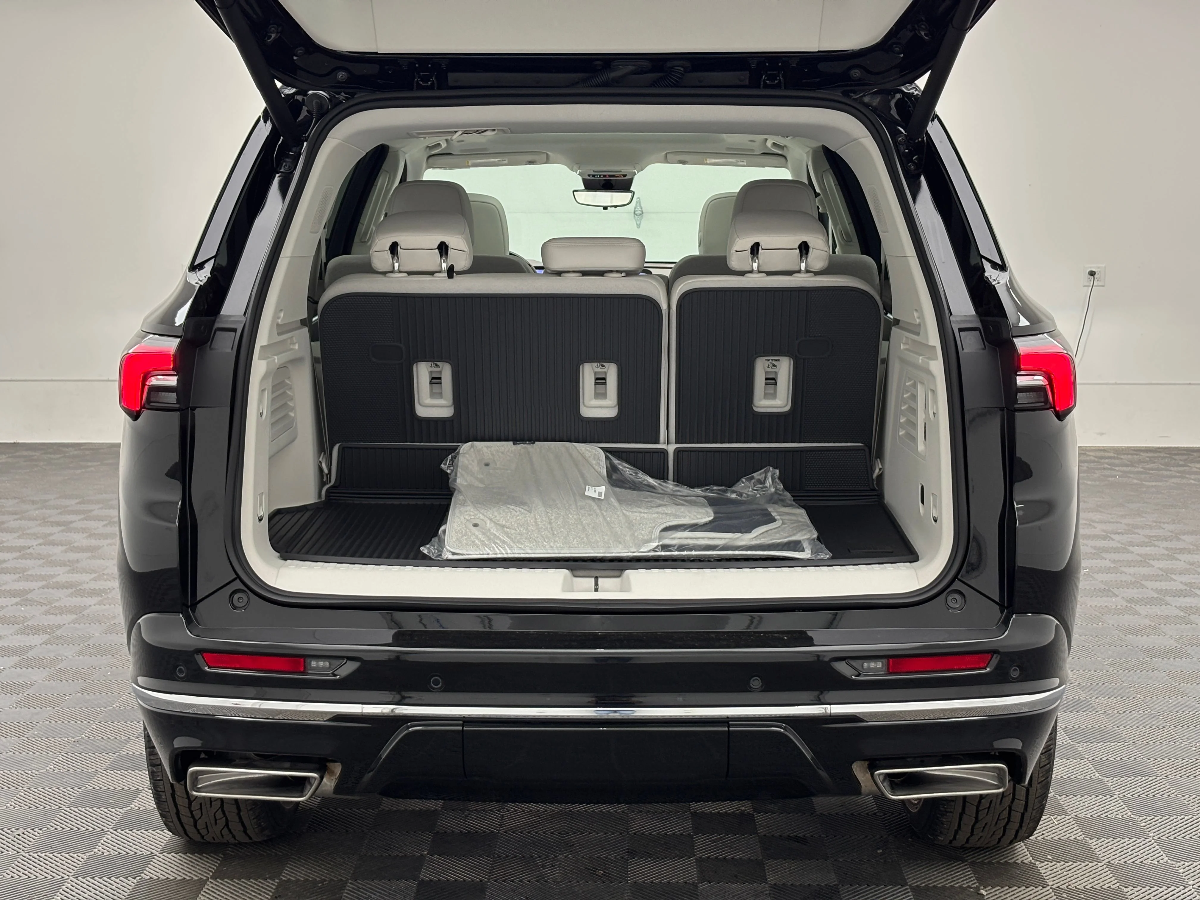 2026 Buick Enclave Avenir - Photo 13