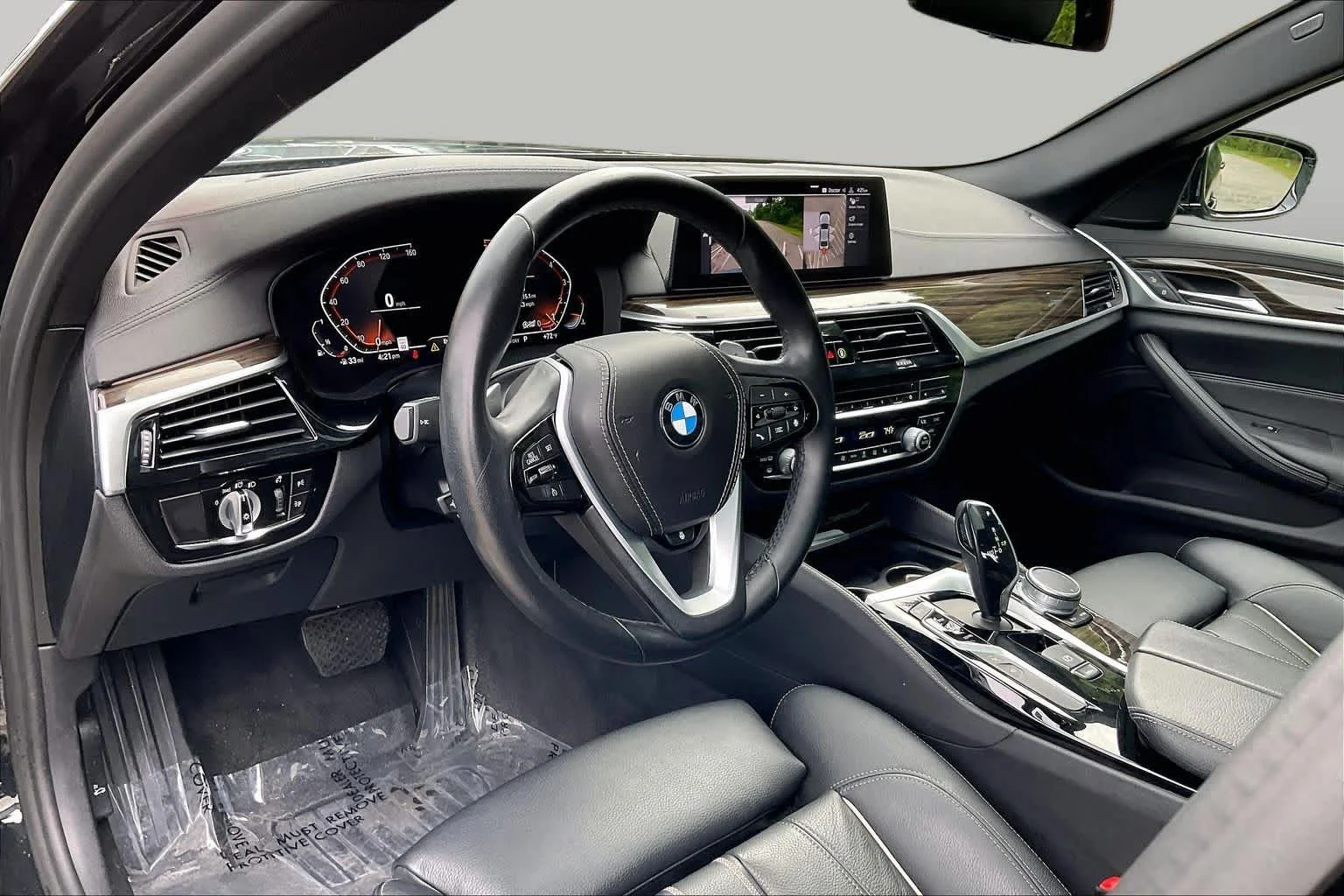 Used 2020 Black Sapphire Metallic BMW 530i xDrive image 17