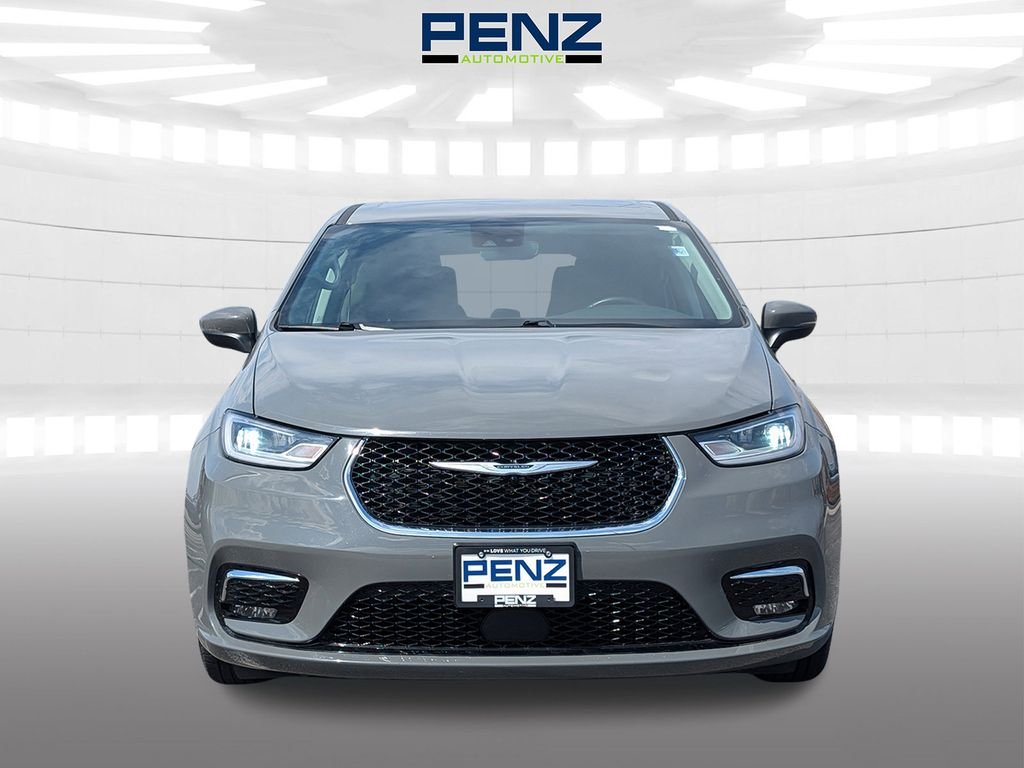 Used 2023 Chrysler Pacifica Hybrid Touring L with VIN 2C4RC1L70PR618058 for sale in Rochester, MN