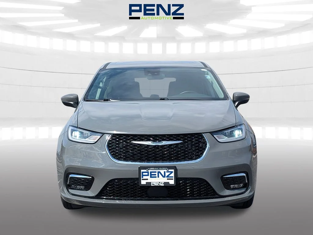 Used 2023 Chrysler Pacifica Hybrid Touring L with VIN 2C4RC1L70PR618058 for sale in Rochester, Minnesota
