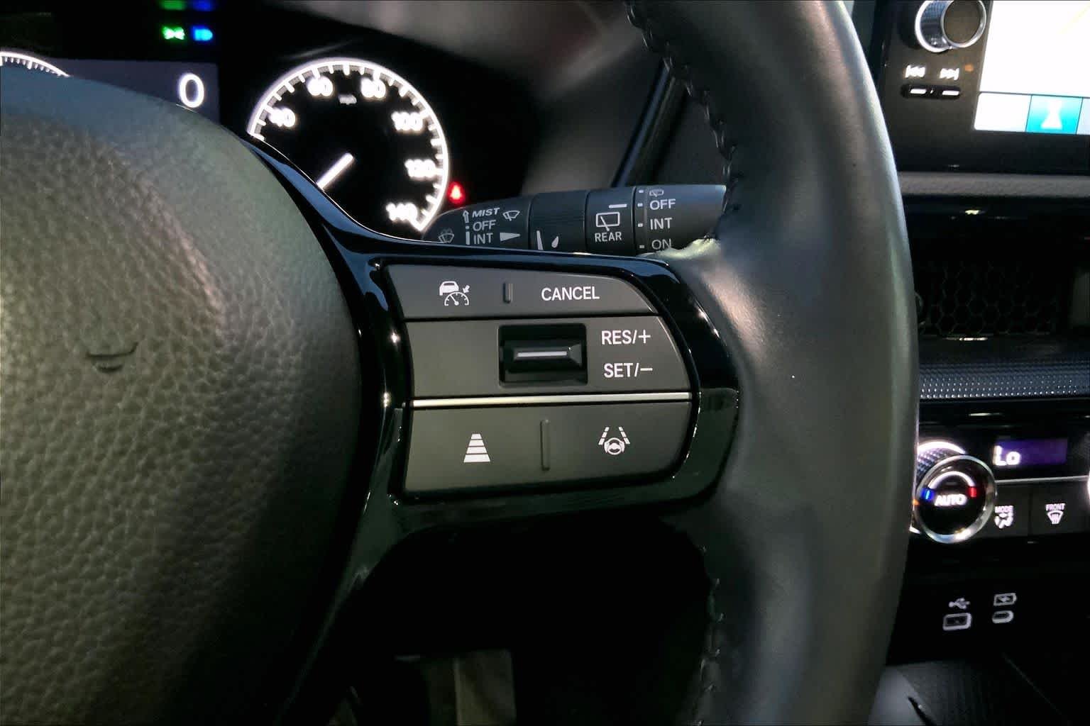 Used 2024 Urban Gray Pearl Honda EX-L image 24