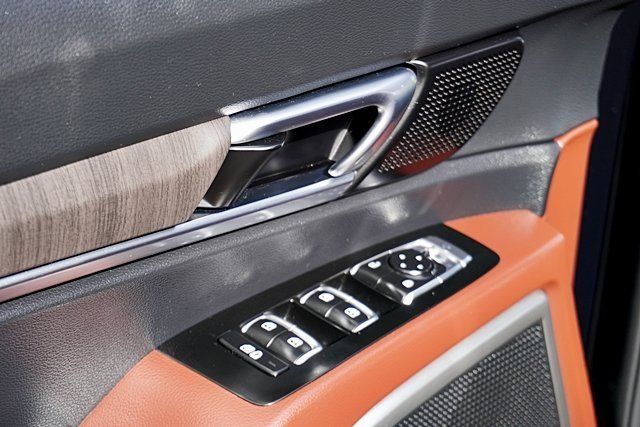 Used 2023 Black Kia EX image 25