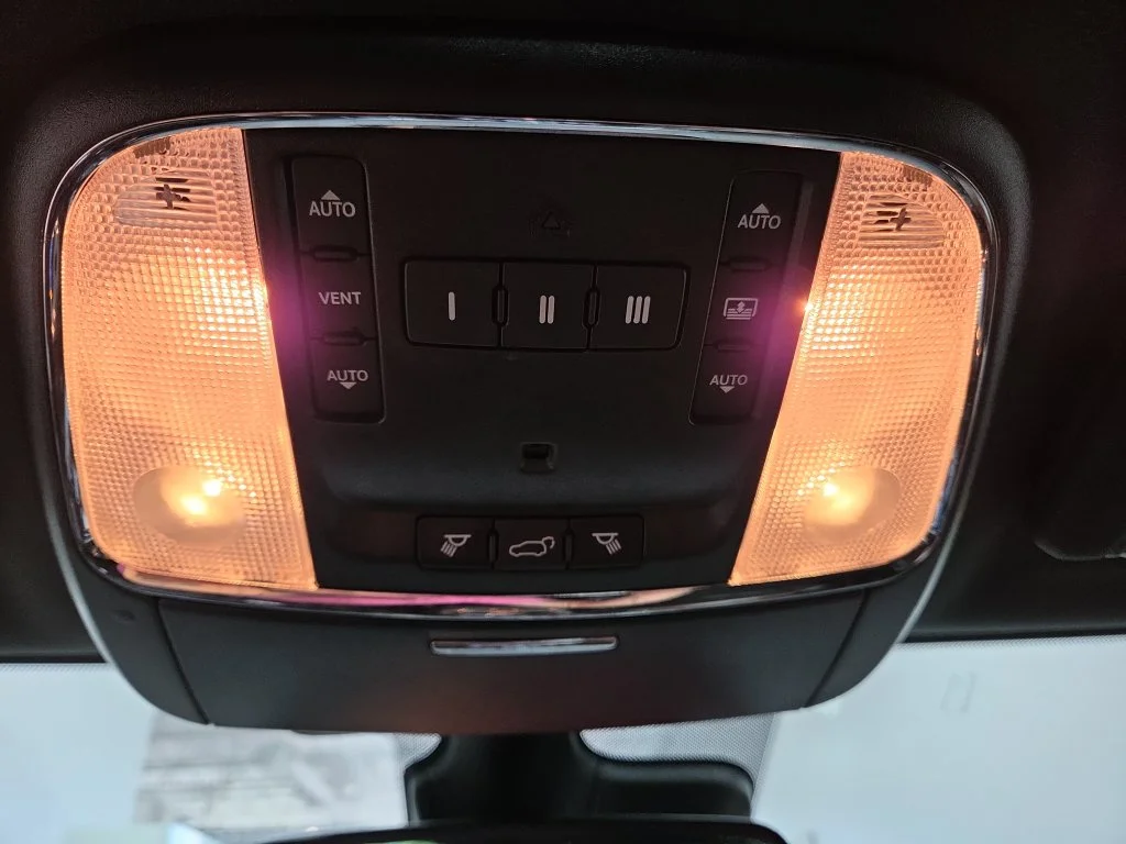Used 2018 Black Jeep Limited image 47