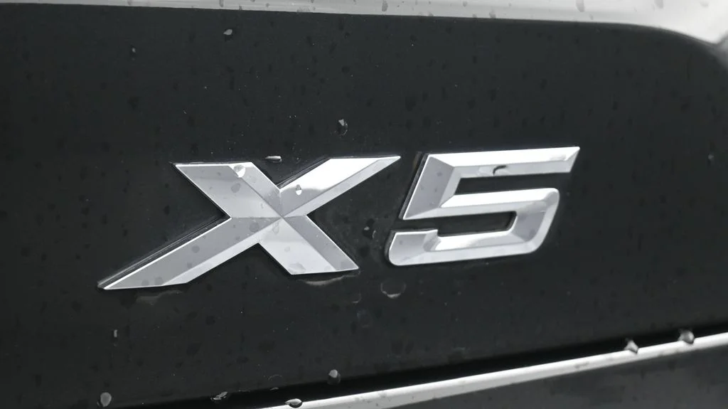 Used 2024 Black BMW xDrive40i image 21