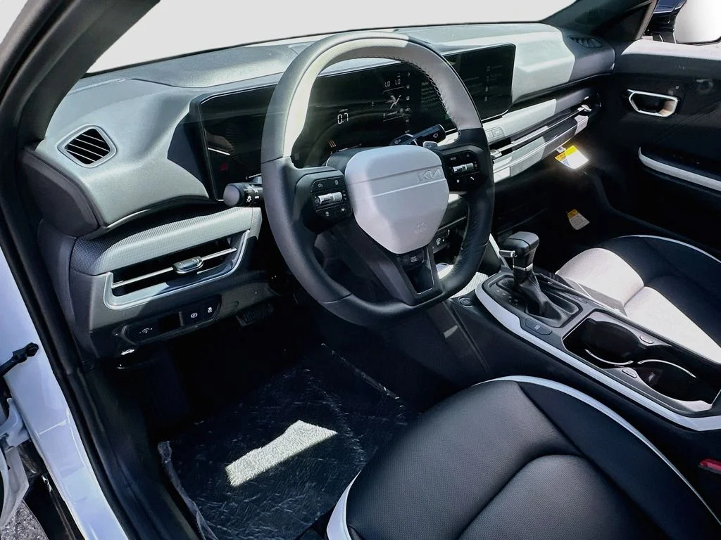 New 2026 Snow White Pearl Kia GT-Line image 9