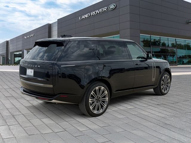 New 2026 Santorini Black Land Rover SE image 5