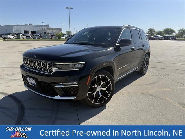 Used 2023 Diamond Black Crystal Pearlcoat Jeep Summit Reserve image 1