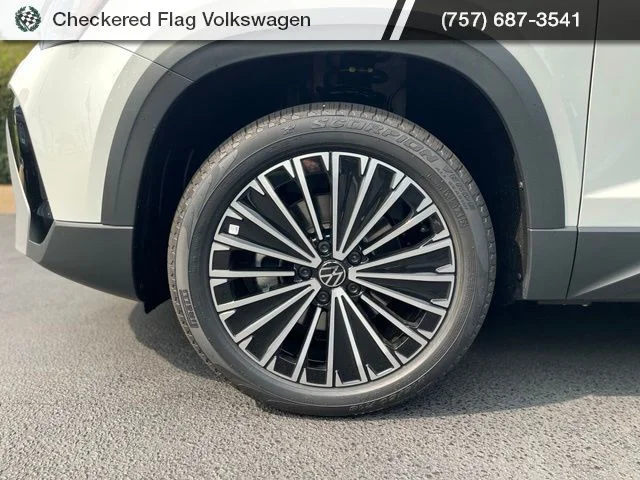 New 2026 White Volkswagen 1.5T SE image 5