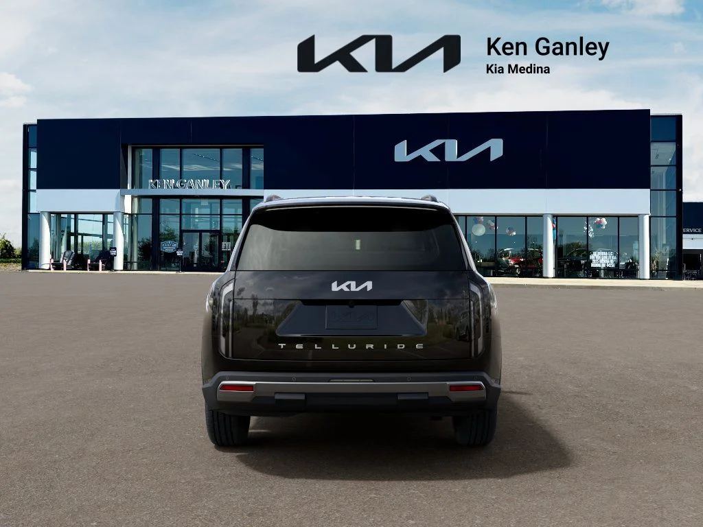 New 2027 Black Kia S image 5