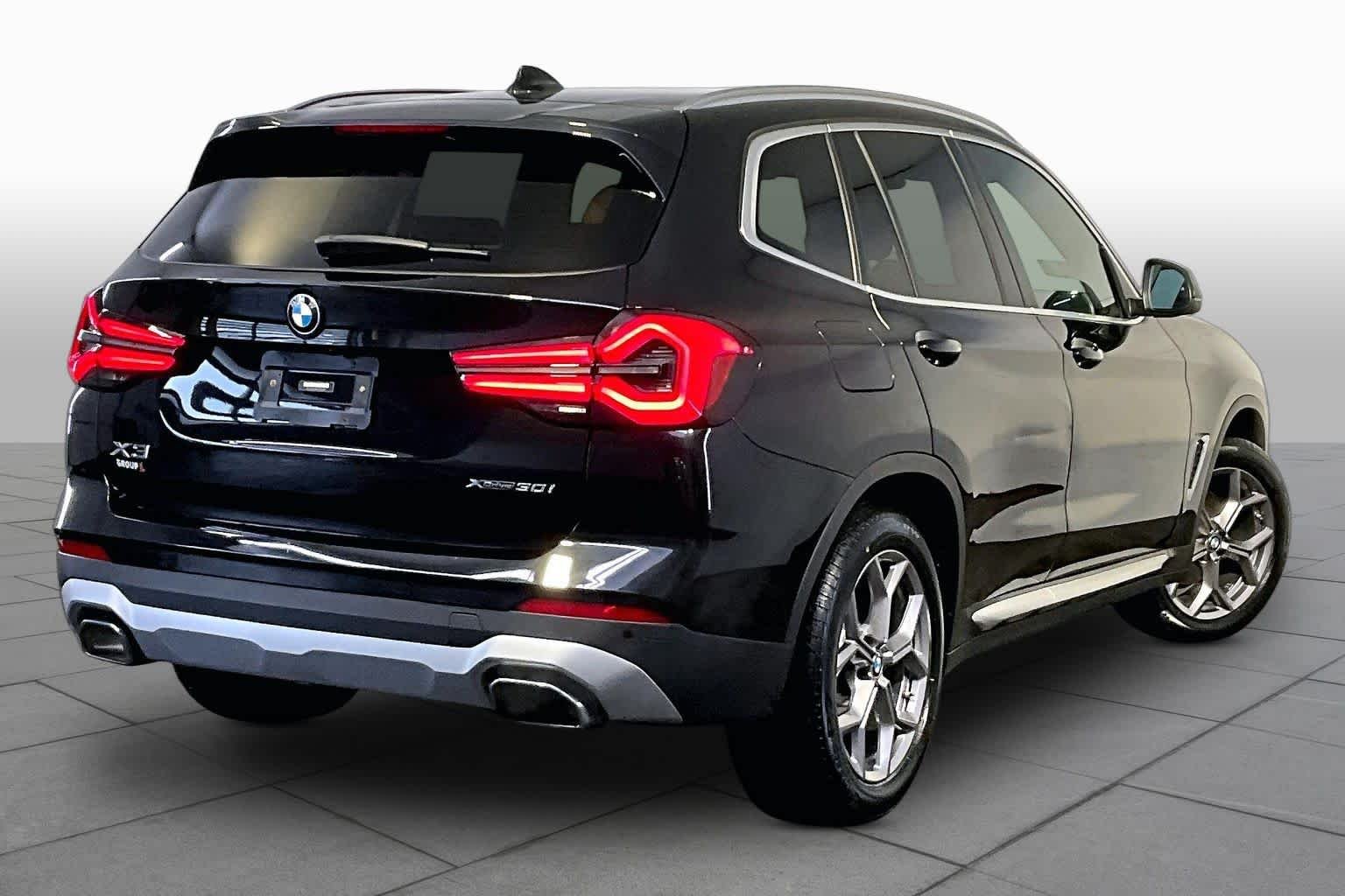 Certified Used 2023 Black Sapphire Metallic BMW xDrive30i image 25