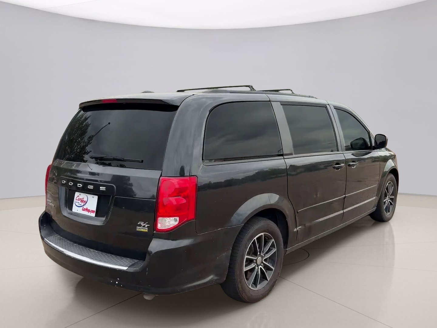 Used 2016 Black Dodge R/T image 5