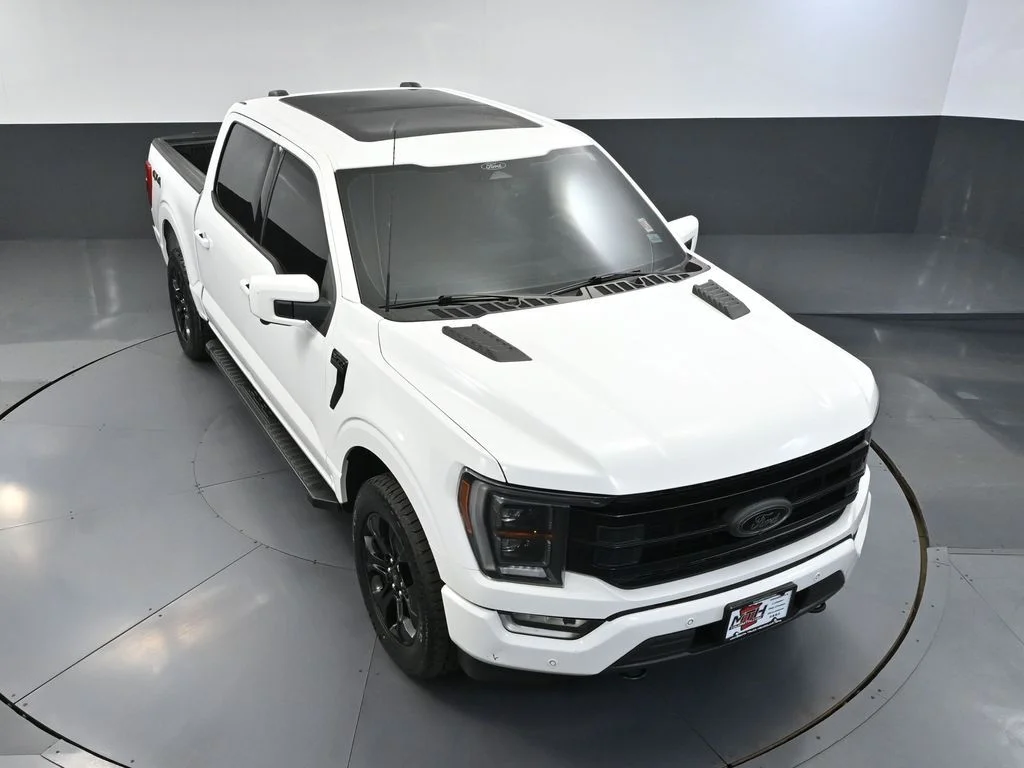 Used 2022 White Ford Lariat image 57