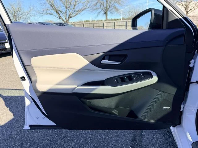 New 2026 Aspen White TriCoat Nissan SL image 14