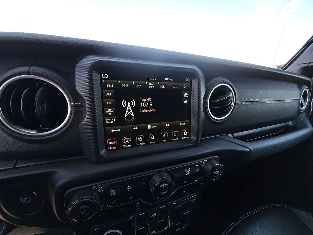 Used 2023 Gray Jeep Sahara 4xe image 6