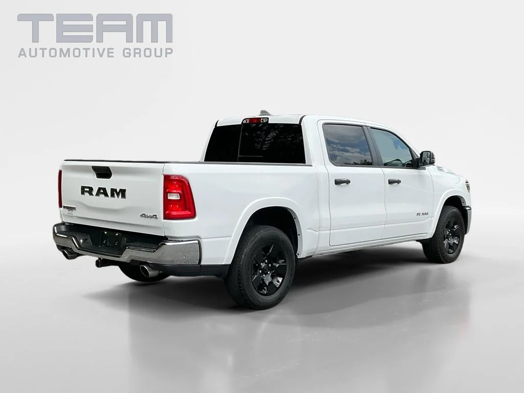 Used 2025 White Ram Big Horn/Lone Star image 7
