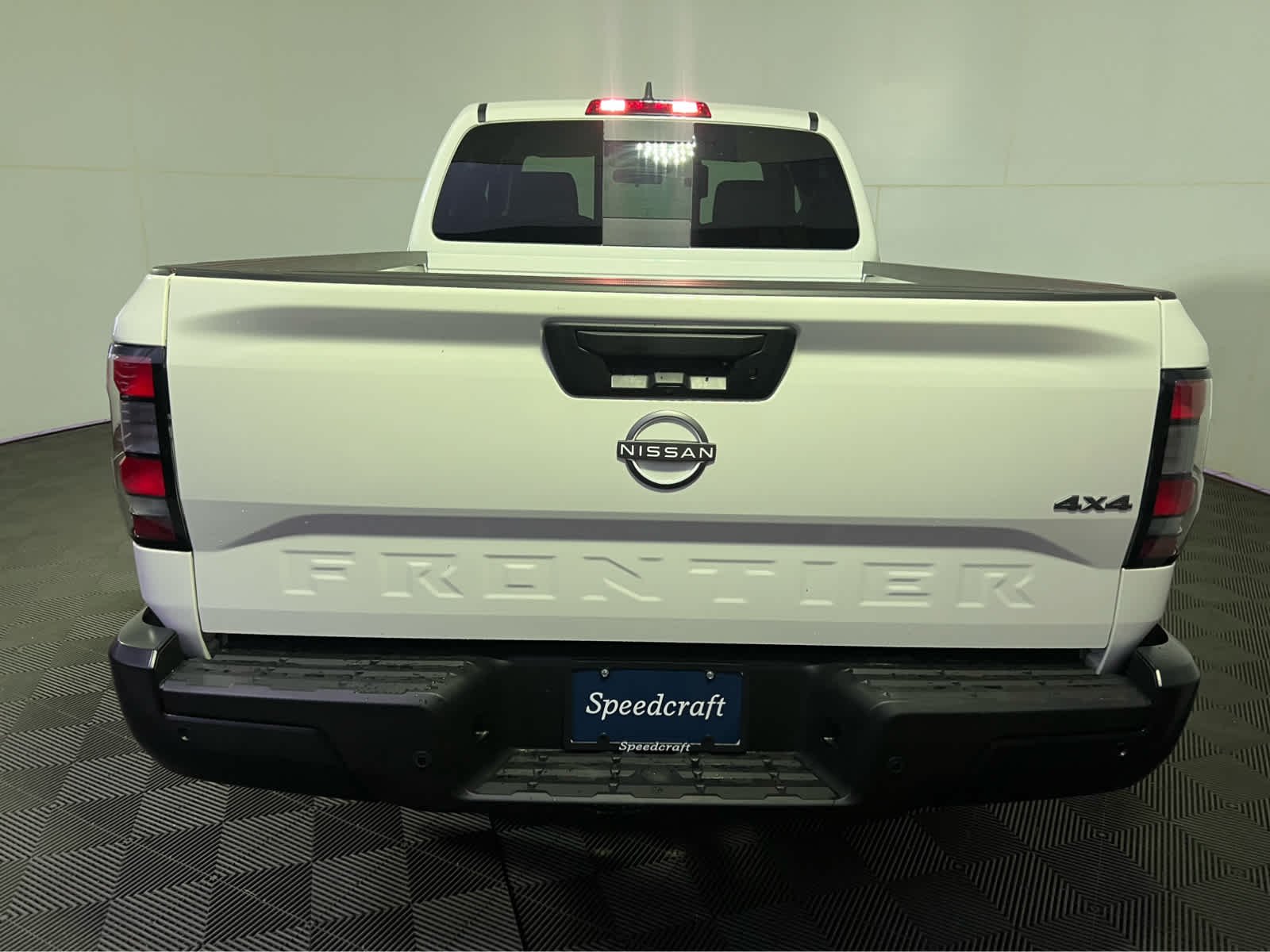 New 2026 Glacier White Nissan King Cab® S image 6