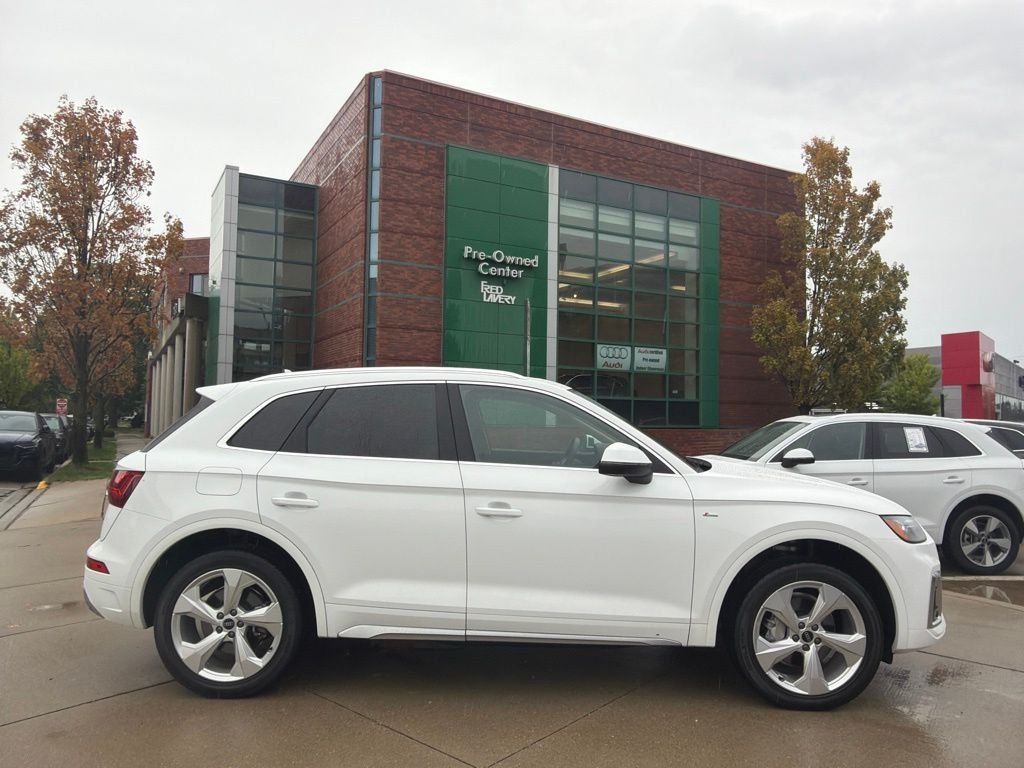 Used 2024 White Audi 45 S line Premium image 4