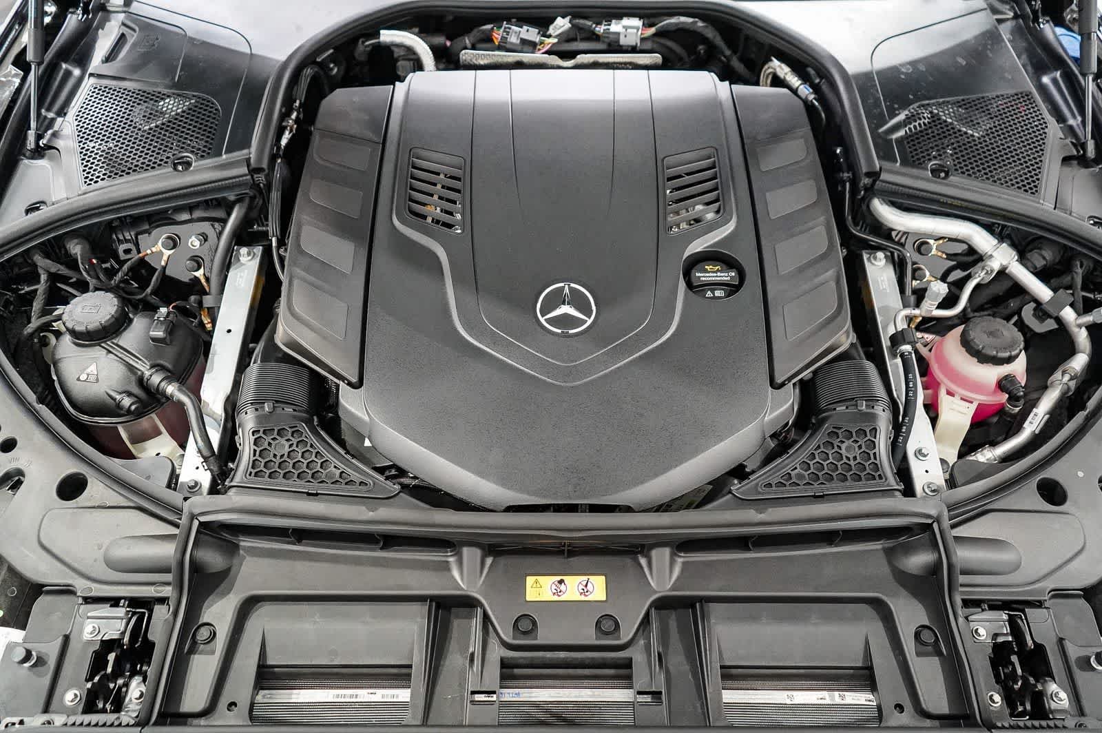 New 2026 Obsidian Black Metallic Mercedes-Benz Maybach S 580 image 12