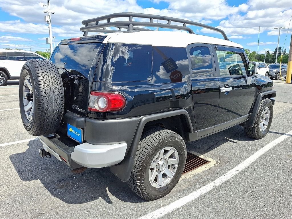 Used 2014 Black Toyota Base image 7