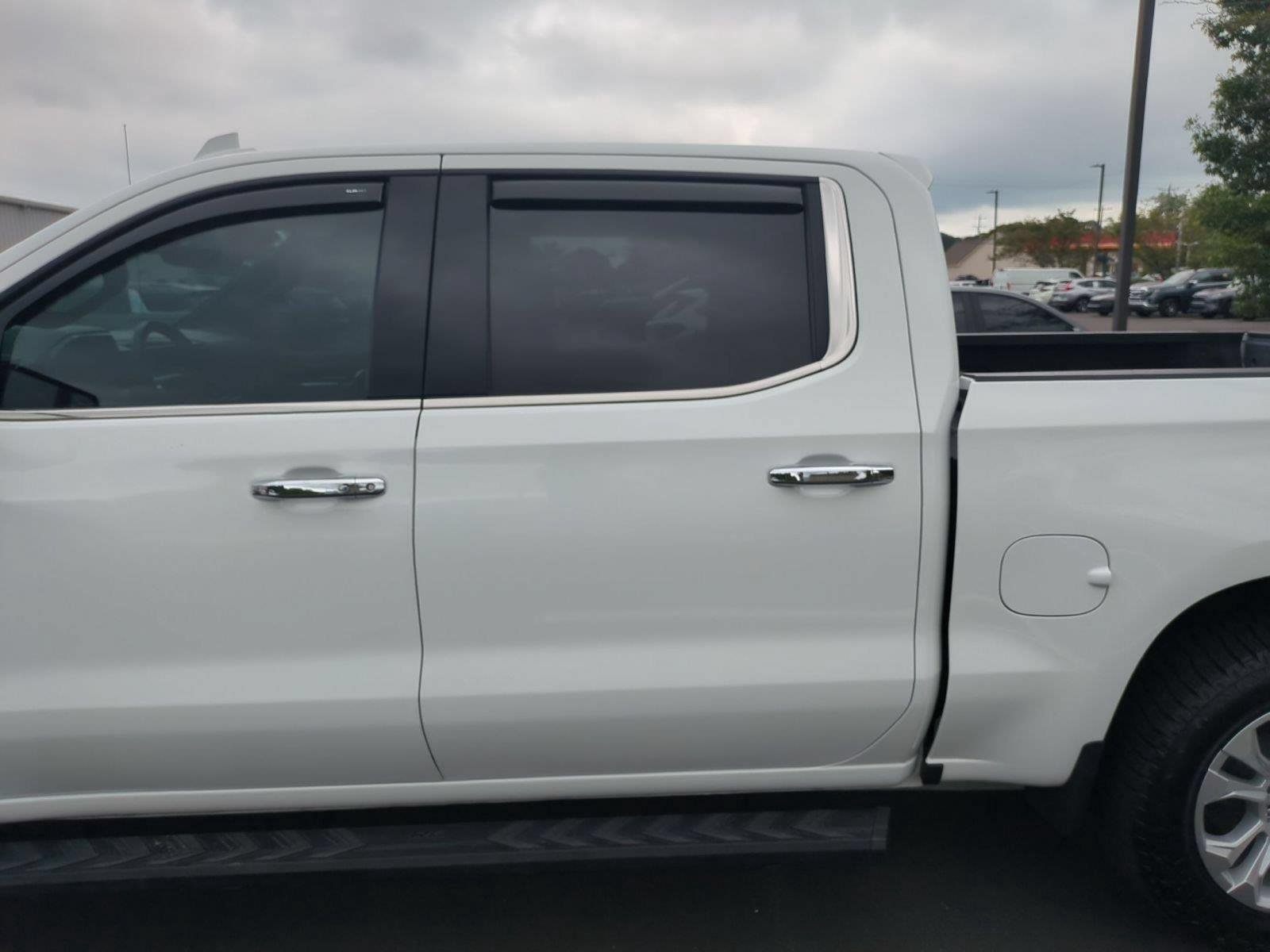 Used 2023 Summit White Chevrolet LTZ image 32
