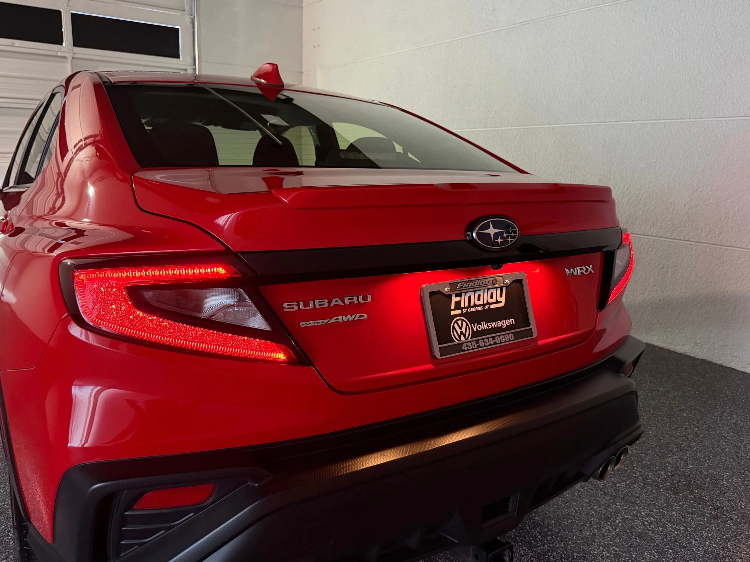 Used 2022 Red Subaru Premium image 43