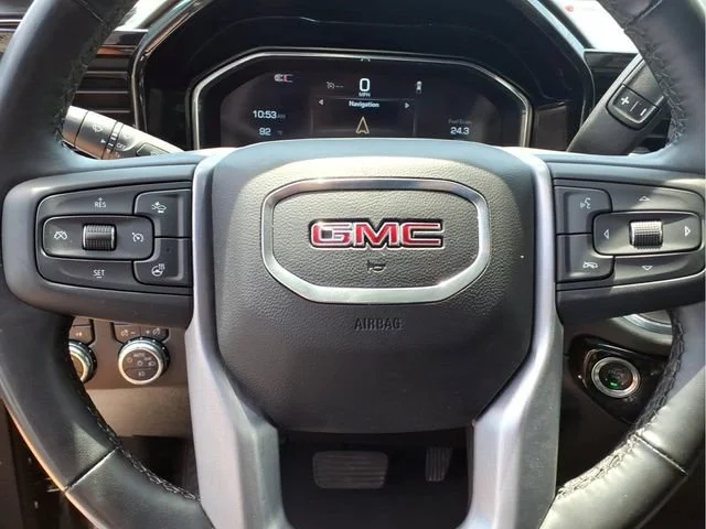 Used 2025 Onyx Black GMC SLT image 16